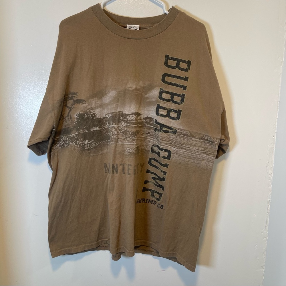 Bubba Gump brown‎ short sleeve shirt men's size large